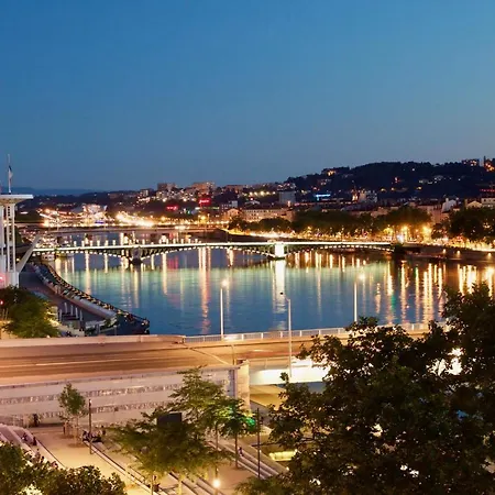 Les Galets Nocleg ze śniadaniem Lyon